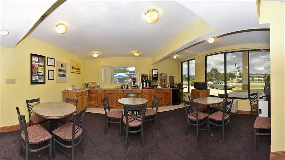 Days Inn By Wyndham Ocean Springs Buitenkant foto
